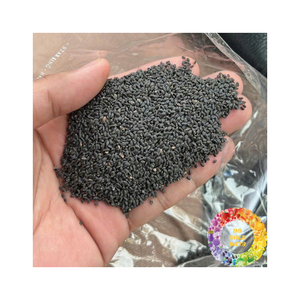 Granos de albahaca seca de exportación a granel y granos de chía variedad negra limpiada y envasada para la industria culinaria y el comercio internacional - Product Image 1