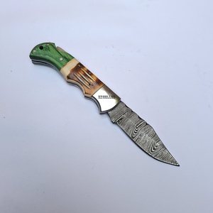 Cuchillo plegable de Damasco hecho a mano personalizado, cuchillo de bolsillo multifuncional para supervivencia al aire libre con hueso y mango de madera Pakka - Product Image 5