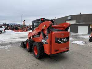 EPA Kubota-Tracteur de marche à chargeur rotatif multifonction 1.5 2 1.1 tonnes avec roulement de moteur de 1 an inclus - Product Image 4