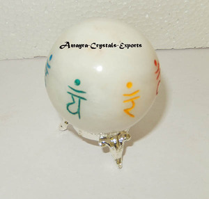 Esfera grabada de ágata blanca de piedras preciosas de alta calidad, venta al por mayor de bolas de ágata para la venta, compra en línea de Amayra Crystal Exports India - Product Image 4