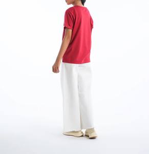 T-shirt rouge décontracté pour femme tenue d'été légère avec manches courtes col rond poche avant et coupe ample décontractée - Product Image 4