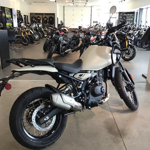 Nouvelles motos Himalayan 450 2026 toutes disponibles en stock - Product Image 1