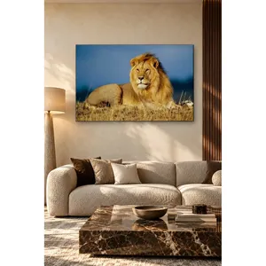 Impression sur toile de Fida : Lion à crinière dorée contre un ciel bleu - Product Image 2