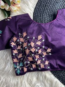 Readymade cosido estilo boutique étnico Hermosa parte delantera trasera bordado mangas Bridal Partywear Seda Sari a juego al por mayor - Product Image 2