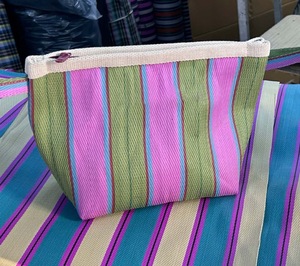 Pochette de toilette en nylon recyclé à rayures réutilisable, sac de plage cosmétique avec fermeture éclair à glissière en coton et lien - Product Image 2