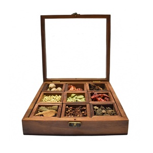 Épices entières remplies dans une boîte à épices en bois de sheesham avec cuillère | Masala indien avec boîte en bois - Product Image 6