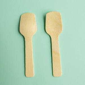 Cuillère jetable en bois de Magnolia Conifera de 95 mm, prix d'usine en gros, écologique, légère, pour gâteaux, pique-niques et fêtes - Product Image 2