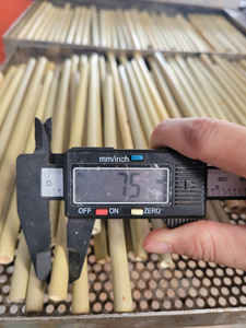 Pailles en herbe écologiques du Vietnam, pailles en herbe de qualité supérieure, pailles à boire pour la maison, la salle à manger, le café, le restaurant et les habitudes de consommation quotidienne de boissons - Product Image 5