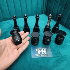 Brocha de afeitar de cuerno hecha a mano auténtica, diseño clásico, agarre duradero y ergonómico para una cómoda rutina de afeitado en húmedo - Product Image 2