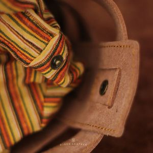 Conjunto de pulsera de cuero hecha a mano de primera calidad y bolsa de viaje de lona con cordón Accesorios elegantes y duraderos para uso diario y al aire libre - Product Image 4