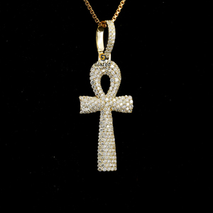 Élégant pendentif rond en forme d'Ankh en forme de diamant cultivé en laboratoire fabriqué en or jaune 10 carats - Product Image 3