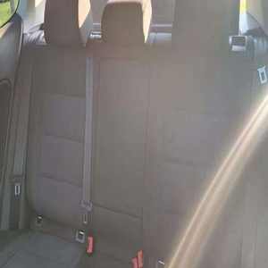 EXTREMADAMENTE LIMPIO, VOLKSWAGEN GOLF TDI 2013, VOLANTE A LA IZQUIERDA, ASIENTOS DE CUERO, CÁMARA TRASERA, LISTO PARA ENVIAR - Product Image 6