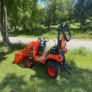 Série de tracteurs Kubota BX pour l'agriculture Tracteur Kubota BX1880 Mini tracteur Kubota disponible à la vente - Product Image 4