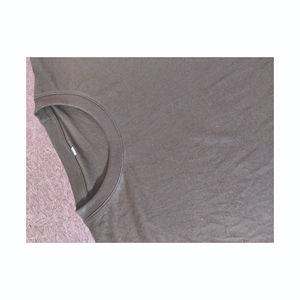 เสื้อยืดสลิมฟิตสำหรับผู้ชายคุณภาพสูงเสื้อยืด100% ผ้าฝ้ายธรรมดาปรับแต่งได้ผ้าถักจากโพลีเอสเตอร์/ คอตตอนสำหรับสั่งซื้อจำนวนมาก - Product Image 5