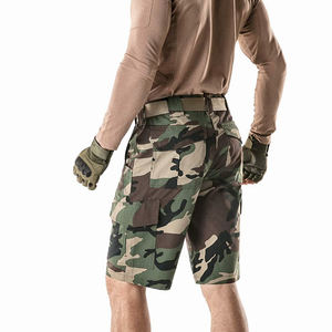 กางเกงขาสั้นคาร์โก้ผู้ชายแบบผูกเชือก ผ้าฝ้าย 100% หลายกระเป๋า ความยาวระดับเข่า สวมใส่สบายๆ สำหรับออกกำลังกาย - Product Image 2