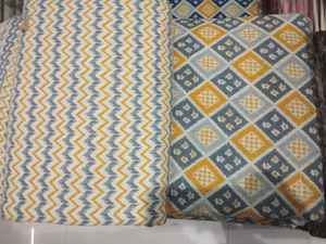 Venta al por mayor de alta calidad 100% algodón impresión Digital Jersey tela de punto con patrón floral para prendas de vestir bolsos estilo de los hombres - Product Image 2