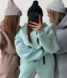 Women's Unisex Winter Set High Quality Solid <b>Thick</b> Oversized Sweatpants and Hoodie Jogger Suit with Custom Logo Cropped Top - Product Image 6