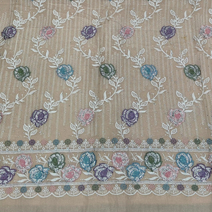 Elegante Shalwar Kameez de Chifón Crujiente con Pedrería Zarkan Bordada, Dupatta Francesa Pesada, Ropa Formal Sin Costuras - Product Image 1