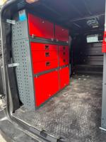 Rak Van & Kabinet Truk Modular Logam OEM Berkualitas Tinggi dengan Rak Penyimpanan Desain Modern Mudah Dirakit Set Kanan/Kiri