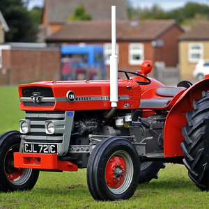 Tracteurs agricoles Massey Ferguson d'occasion en excellent état, 75 CV, 4x4, transmission par engrenages, pompe, usage agricole, garantie 1 an sur le moteur - Product Image 2