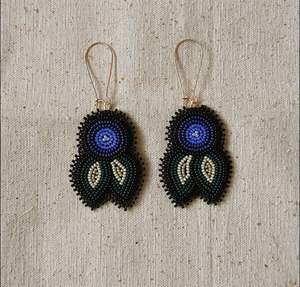 HF crafts' ใหม่สไตล์โบฮีเมียนสีรุ้งลูกปัดตุ้มหูแบบถักมือรูปหัวใจดีไซน์ลูกปัดข้าว - Product Image 3