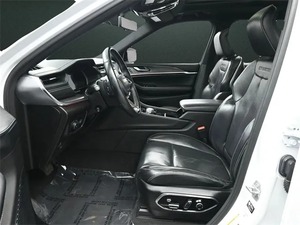 Jeep Grand Cherokee L Overland 2021, conduite à gauche, 6 places - Product Image 3