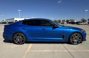 Kia Stinger <span class=keywords><strong>GT1</strong></span> et AWD de luxe <span class=keywords><strong>2022</strong></span> avec navigation - Product Image 2