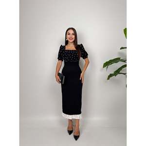 Vestido Maxi Doble Atlas con Detalles de Perlas Verdes para Mujer, Marca missJANELL, con Tela de Mezcla de Poliéster y Elastano para Ocasiones Elegantes - Product Image 5