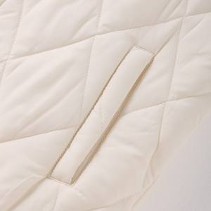 سترة نسائية قصيرة مبطنة متينة بياقة عالية مصنوعة من البوليستر للاستخدام اليومي في فصل الشتاء - Product Image 4