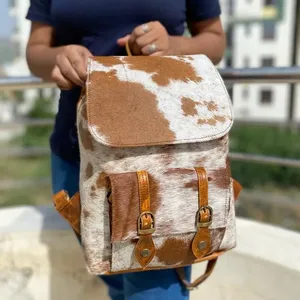 กระเป๋าเป้สะพายหลังผ้าแจ็คการ์ดสำหรับทุกเพศแฟชั่นคุณภาพระดับพรีเมี่ยมกระเป๋าหัวเข็มขัดด้านหน้ากระเป๋าสะพายหลังแฟชั่นหนังคอลเลกชั่นใหญ่ - Product Image 2