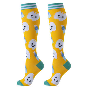 Hommes Femmes 6 Paires Dents Chaussettes de Compression Infirmière Chaussettes de Compression dentiste Sport Imprimer Médecin Infirmières chaussettes par Vaslcare - Product Image 6