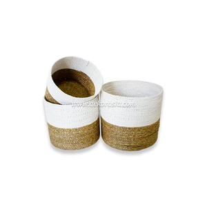 ตะกร้าใส่ผ้าสานจากหญ้าทะเล ขนาด 10 กก. ดีไซน์ทันสมัย ตกแต่งบ้านอย่างมีสไตล์ ใช้งานได้หลากหลาย ผลิตจากวัสดุที่ยั่งยืน - Product Image 1