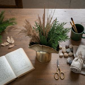 Handmade Modern Luxury Iron Vase Sculptural Fan Rim Leaf Texture Home Decor <b>Flower</b> Table Top Vase - Product Image 4