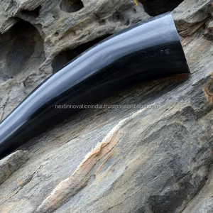 Jarra artesanal natural moderna para entusiastas de la cerveza y el hidromiel Técnica pulida - Product Image 1