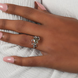 Anillo de Boda Chapado en Oro Blanco Sólido de 18KT, Piedra Lateral de Diamante Cultivado en Laboratorio, Diseño Personalizado, Estilo de Moda, IGI - Product Image 4