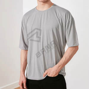 T-shirt à manches courtes à col rond surdimensionné pour homme imprimé sur mesure - 100% coton biologique écologique - Product Image 4