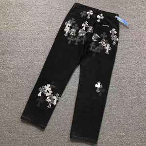 กางเกงยีนส์เดนิมใหม่สำหรับผู้หญิง ผู้จัดจำหน่ายจากปากีสถาน ทรงเอวสูง เหมาะสำหรับออกกำลังกาย สไตล์แฟชั่นเมือง และสวมใส่สบายในชีวิตประจำวัน - Product Image 2