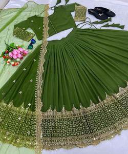 Nouvelle collection de Lehenga Choli en soie multicolores de créateur, richement ornés, pour femmes indiennes et pakistanaises, tenue ethnique de mariage pour occasions spéciales - Product Image 3