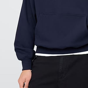 Sudadera con Capucha para Hombre, Color Sólido, Material de Alta Calidad, Bolsillos Tipo Canguro, Diseño de Mangas Completas, Logotipo Personalizado, Puños Acanalados - Product Image 3