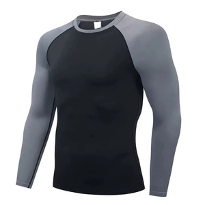 Camiseta de compresión de entrenamiento personalizada Rash Guard para hombre, camisetas deportivas de manga larga OEM MMA - Product Image 2