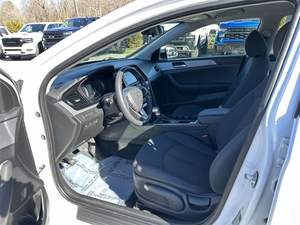 Auto Usado de Calidad a Precio Accesible, Hyundai Sonata SE 2019, Volante a la Izquierda - Product Image 4