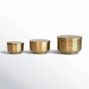 Juego de 3 Recipientes Decorativos de Aluminio Dorado con Acabado de Latón Martillado, Recipientes Redondos con Tapa para Decoración de Tocador y Mesa - Product Image 3