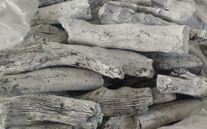 CHARBON DE BOIS BLANC DU VIETNAM DE QUALITÉ SUPÉRIEURE/CHARBON DE BOIS DE BINCHOTAN/EXPORTATION DE CHARBON DE BARBECUE VERS LE MARCHÉ DE LA TURQUIE, DU JAPON, DE LA CORÉE - Product Image 4