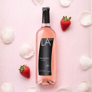 Laray - Vino Rosato Secco Garnacha Tempranillo 11% ABV Vino Rosato Spagnolo 750ml - Product Image 3