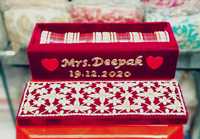 Boîte à bijoux carrée en velours personnalisée « Best Wishes », brodée à la main, double compartiment, pour mariages, cadeaux festifs et rangement décoratif