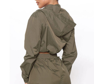 Survêtement pour femmes en nylon imperméable léger avec logo personnalisé, coupe-vent, ensemble de survêtement en nylon pour l'extérieur - Product Image 2