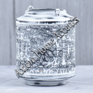 Linternas de velas de vacaciones contemporáneas, decoración festiva hecha a mano, elegancia moderna de Axiom Home Accents - Product Image 4