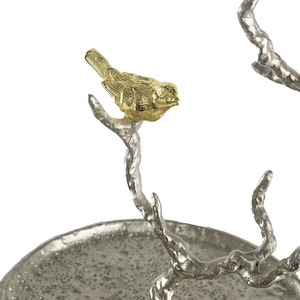 โทนสีเมทัลลิกแบบอะลูมิเนียมสองชั้นถ่ายทอดความซับซ้อนยกระดับบรรยากาศการรับประทานอาหารโดยรวมได้ทันที - Product Image 2