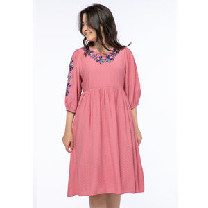 La mejor colección OEM ODM Vestido de niña con escote en V Manga tres cuartos Diseño de bordado para fiestas Fabricación al por mayor - Product Image 1