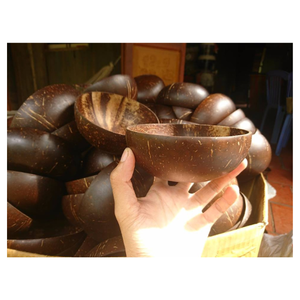 El cuenco mínimo de cáscara de coco combina la función y la belleza para la decoración de la merienda o pequeños juegos de regalo en interiores ecológicos para el hogar - Product Image 1